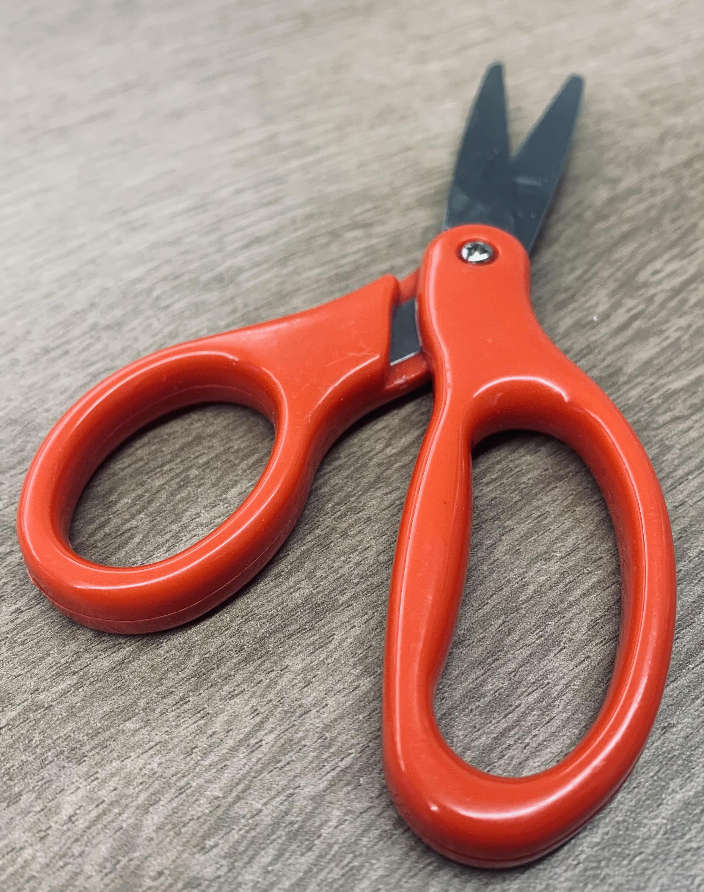 scissors.jpg