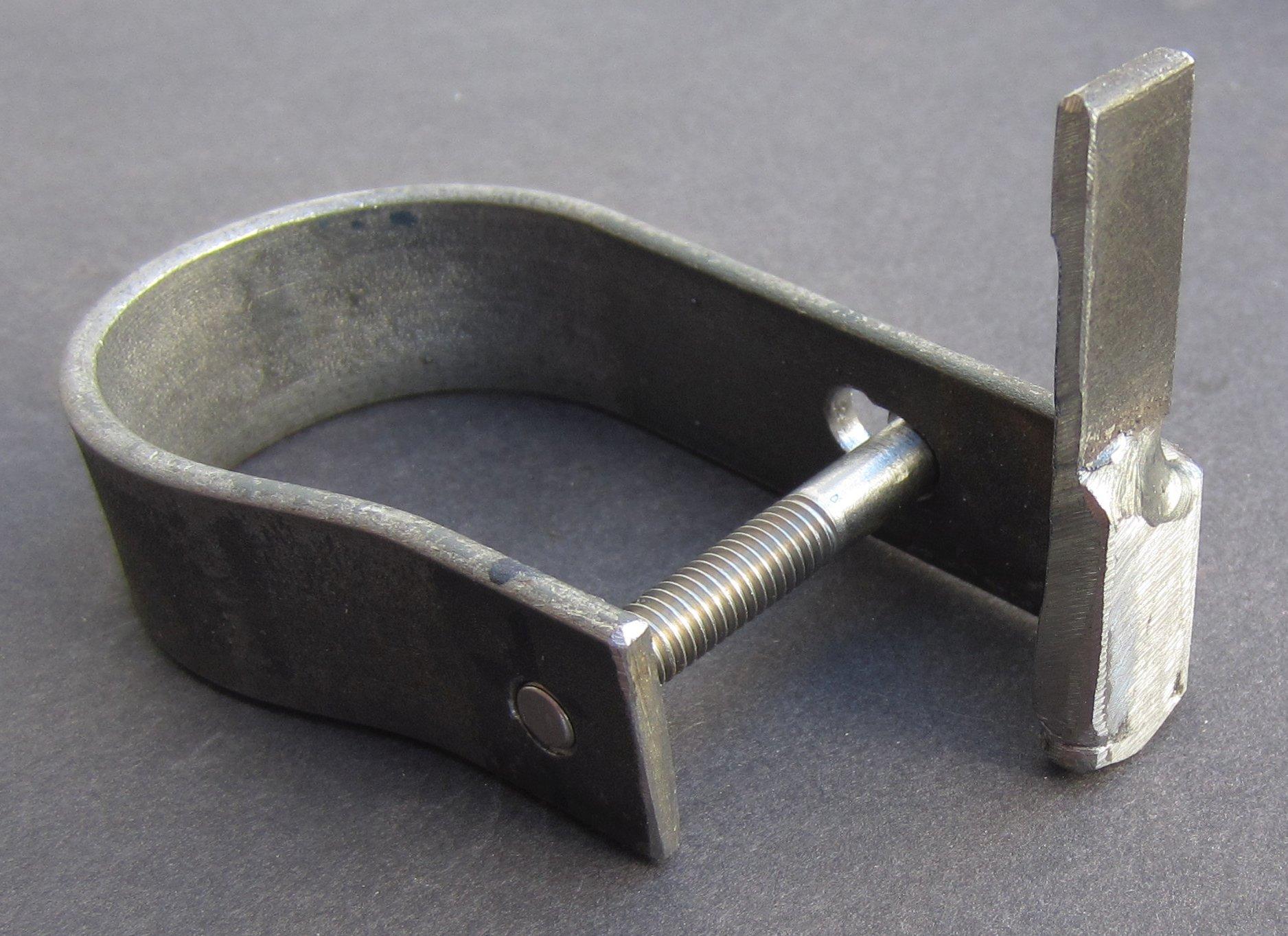 spindle clamp.JPG