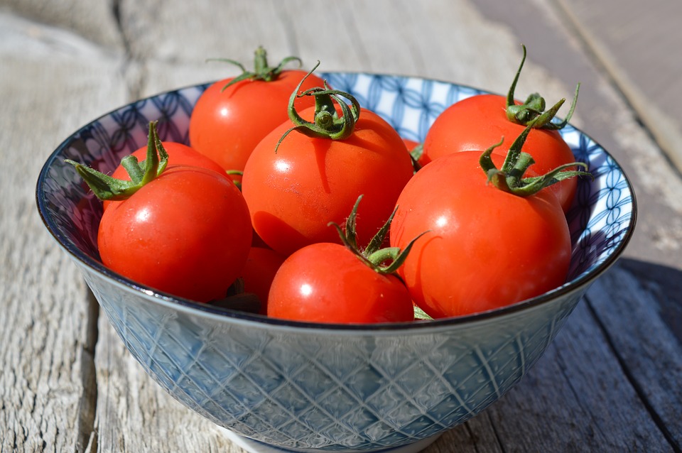 tomatoes-1449243_960_720.jpg