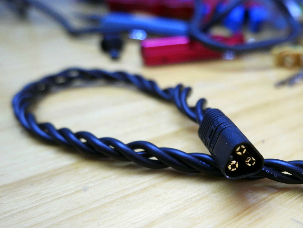 twisted-3-connector.JPG