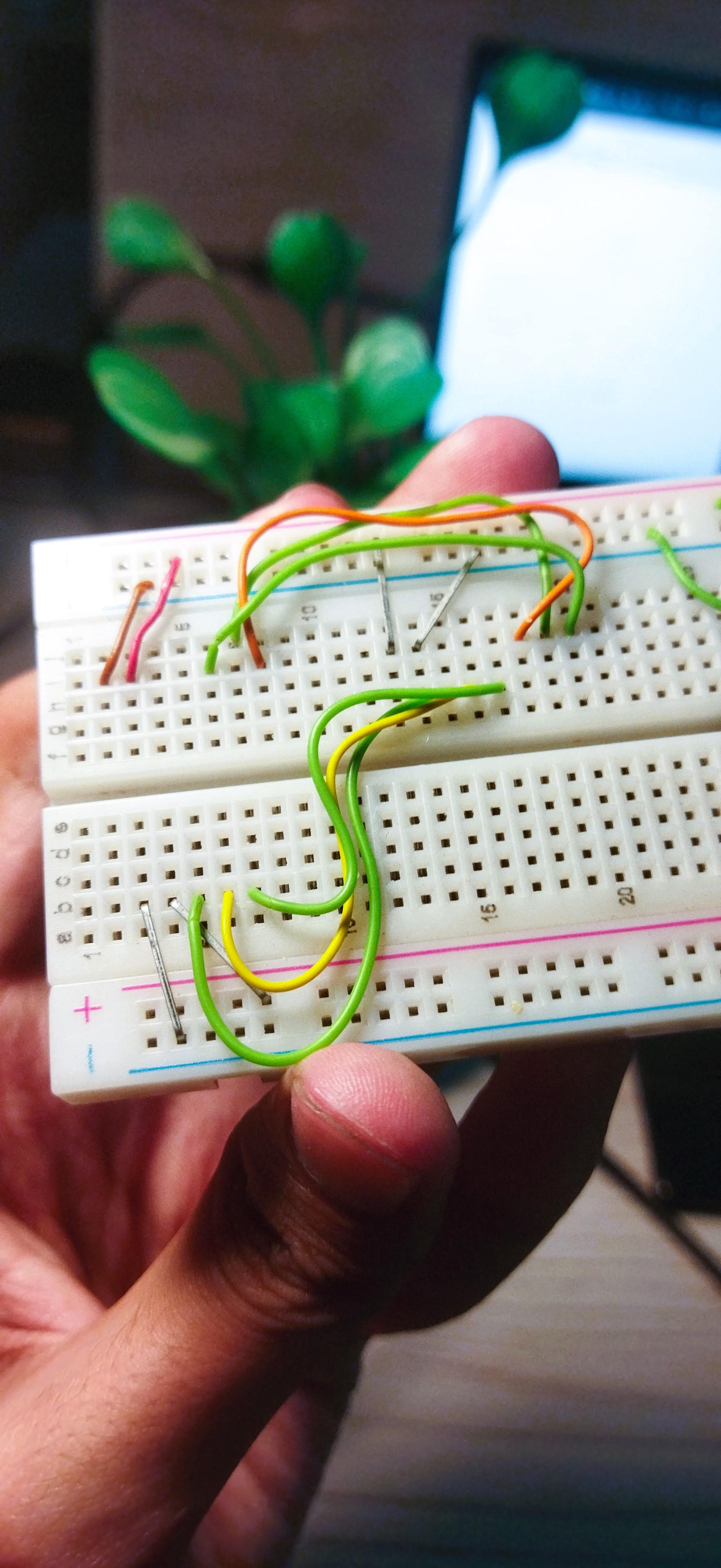 wirebreadboard.jpg