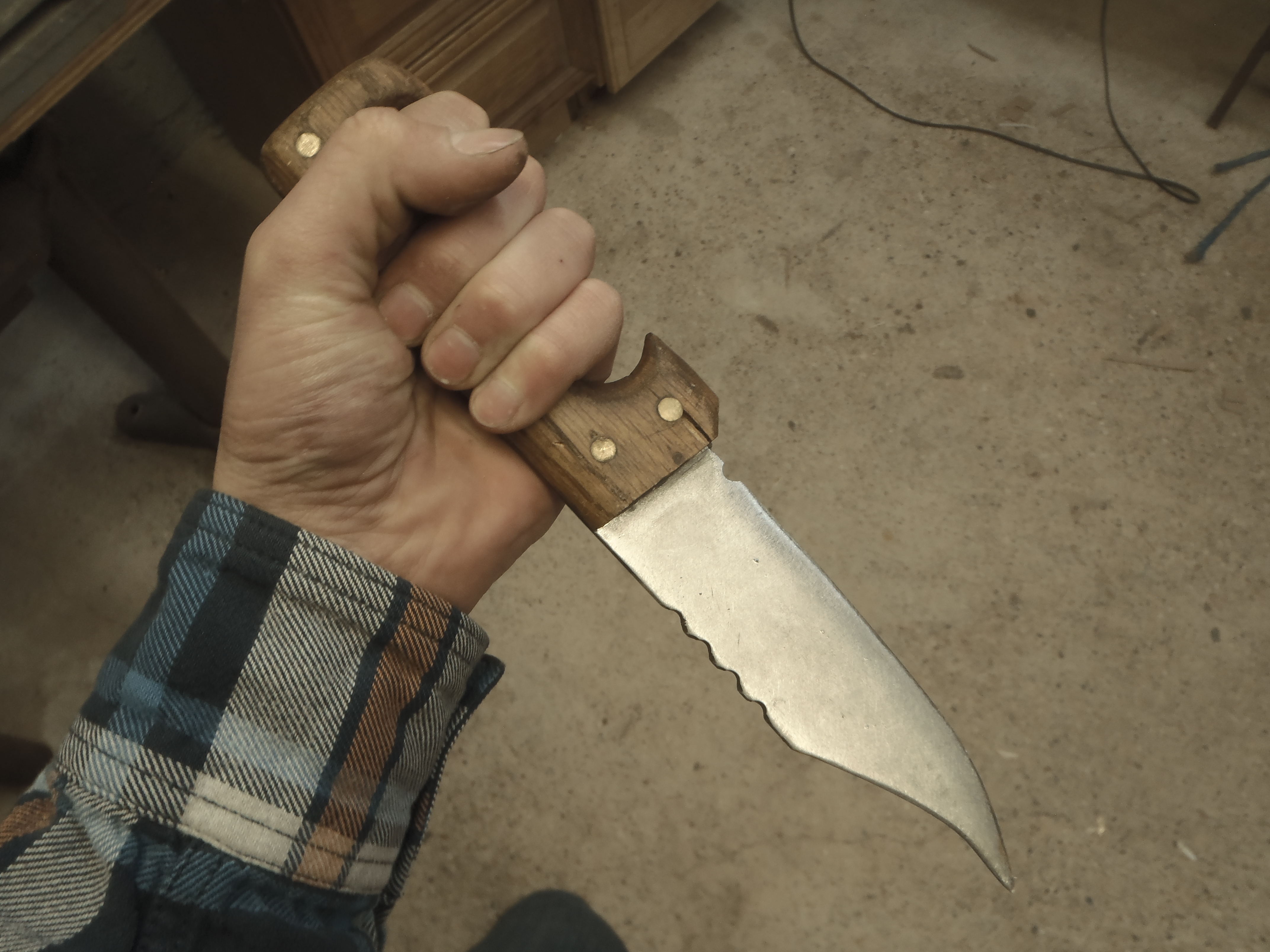 Full Handle Bushcraft Knife