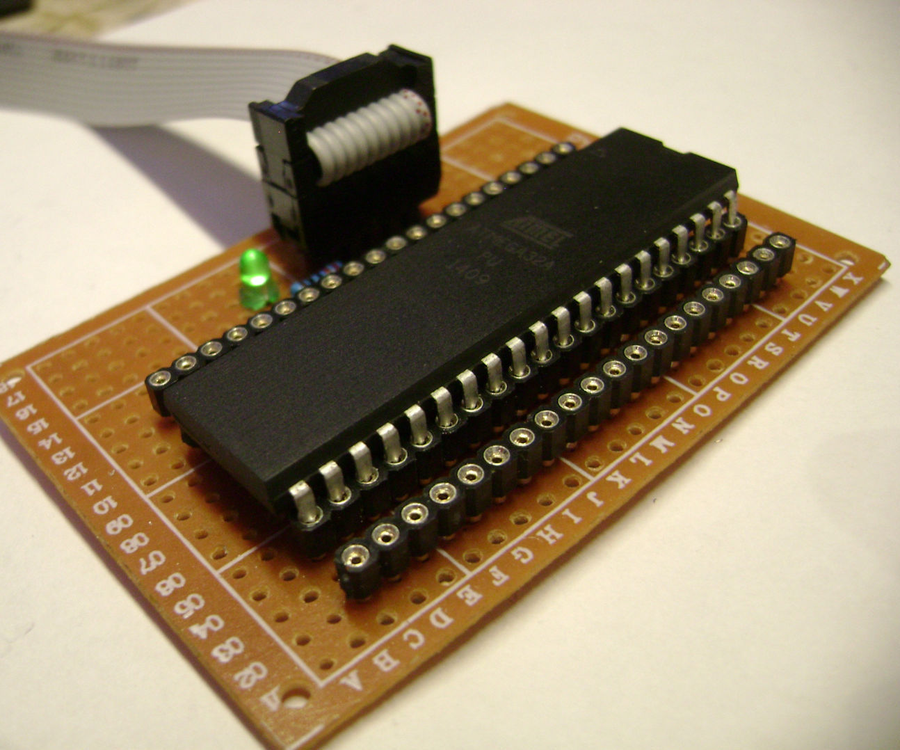 DIY Atmel Microcontroller Development Board