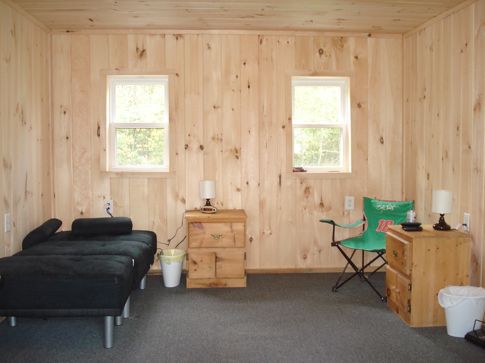 How to Finish the Inside of a 12 X 20 Cabin on a Budget