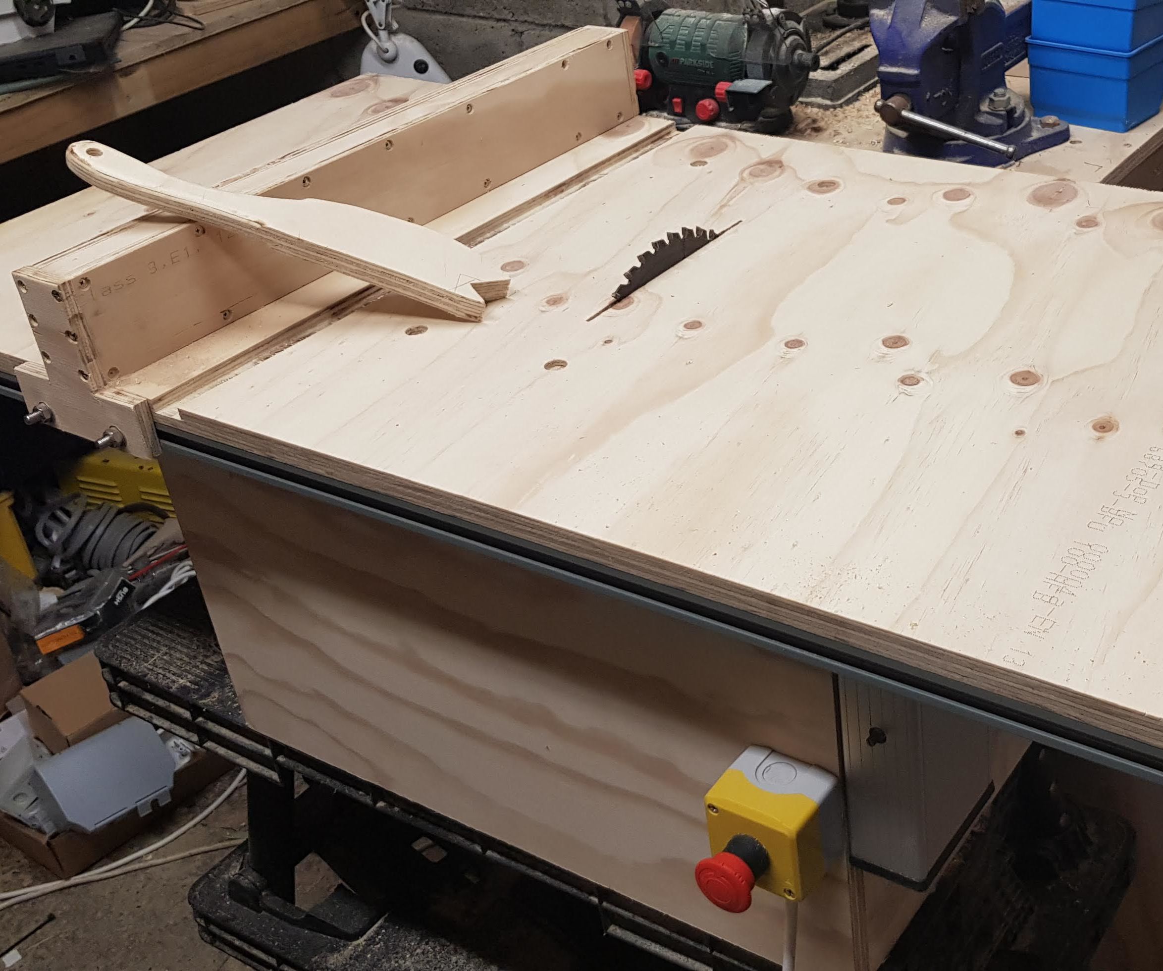 Wooden Table Saw