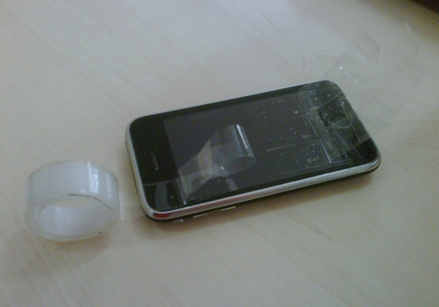 Ghetto Suction Cup - IPhone 3GS Repair Tip