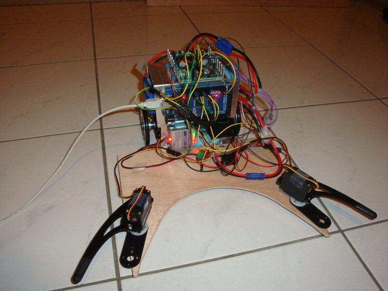 Position Estimation of a Wheeled Bot With Arduino.